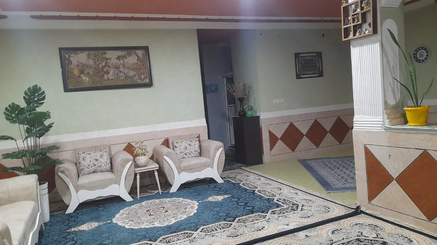 فروش منزل دوطبقه بامغازه