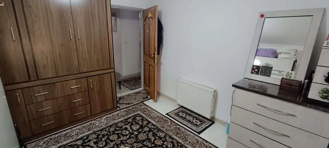 خوش نقشه ترین آپارتمان دربهترین بلوک فاز2 امام علی