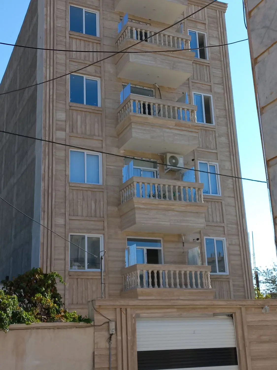 فروش آپارتمان ۱۴۲ متر