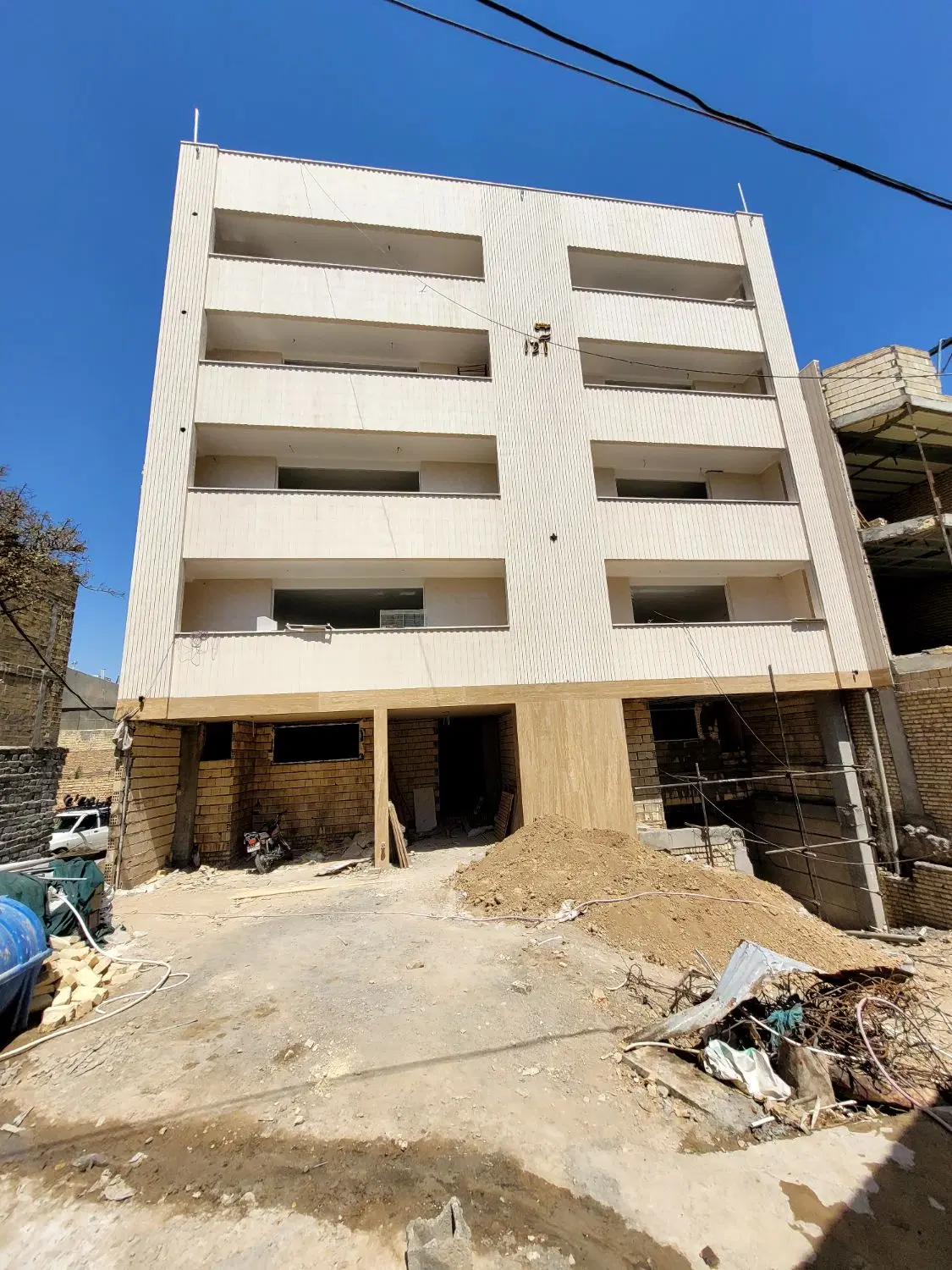 آپارتمان 75 _118 _ 127 متری کهندژ