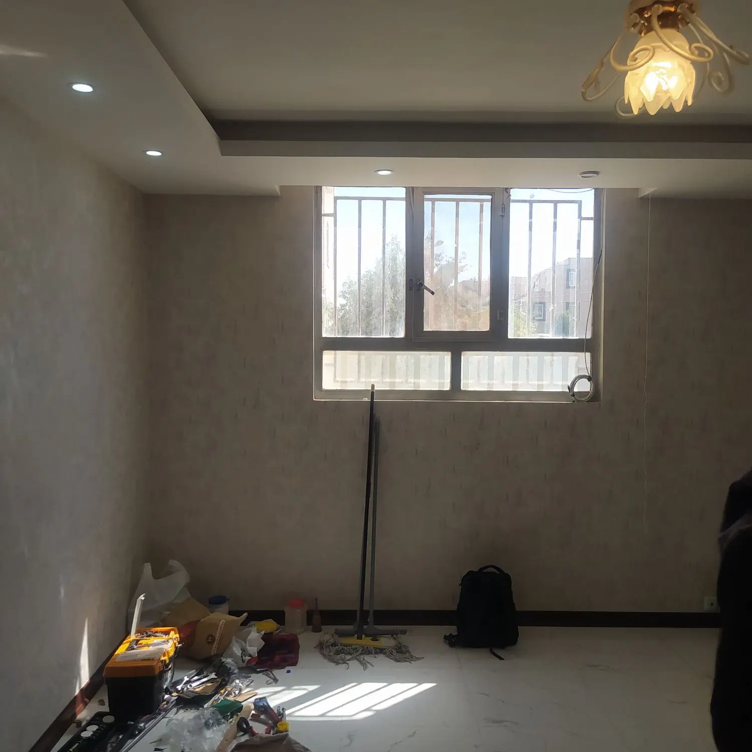 یک واحد 85متری جهت اجاره شیک طبقه همکف دوخواب