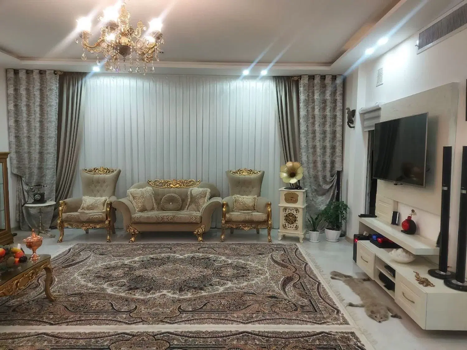آپارتمان 105متری فلاحی  20_4  فروشی