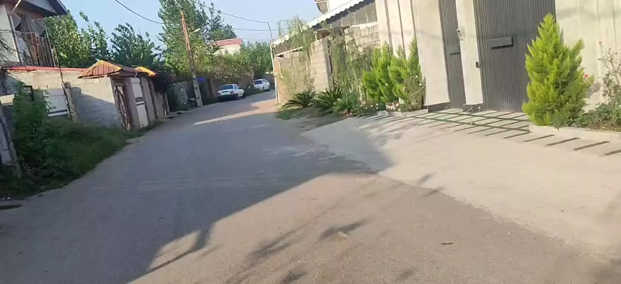 زمین مسکونی ۳۰۰متری