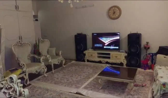 48 متری_ طبقه اول_ تاپ لوکیشن