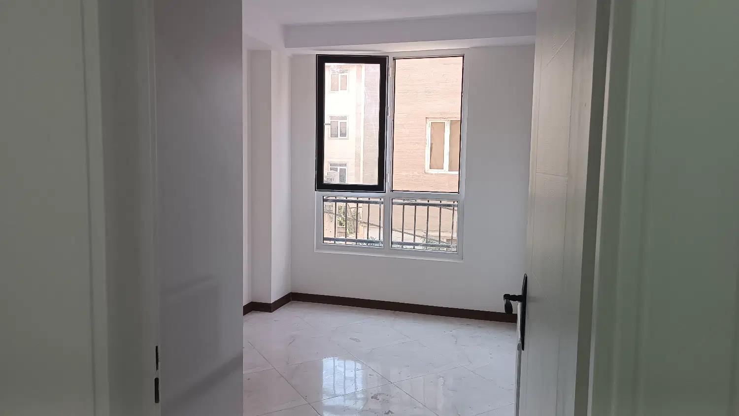۶۹متر دو خواب نوساز طوس دکترهوشیار