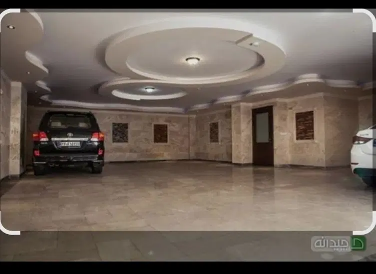 پارکینگ ماشین