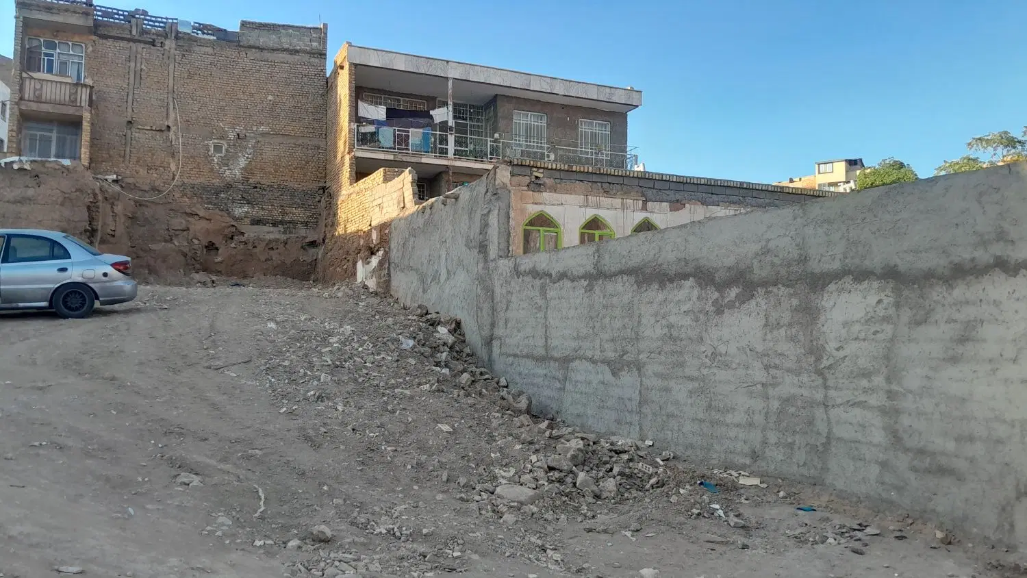 زمین مسکونی