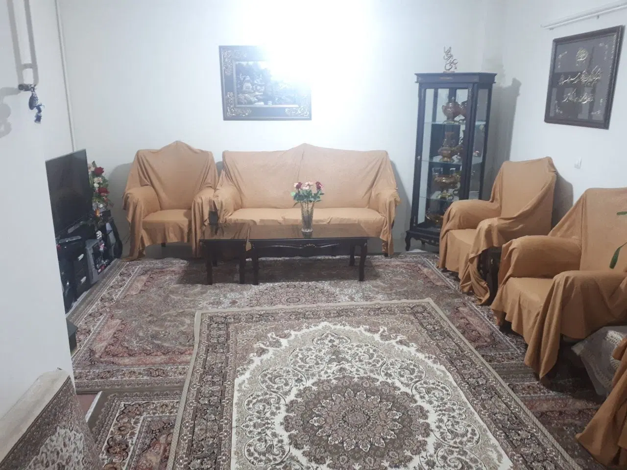 واحد هفتاد متری خیابان سعدی