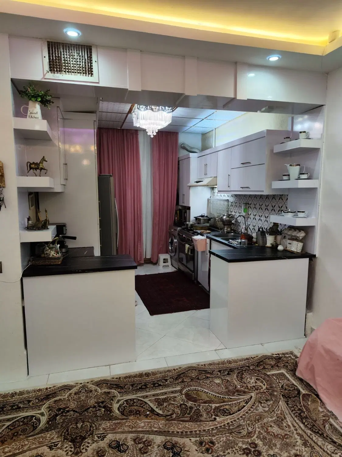 85متر طبقه دو روهمکف.شمالی.پارکینگ