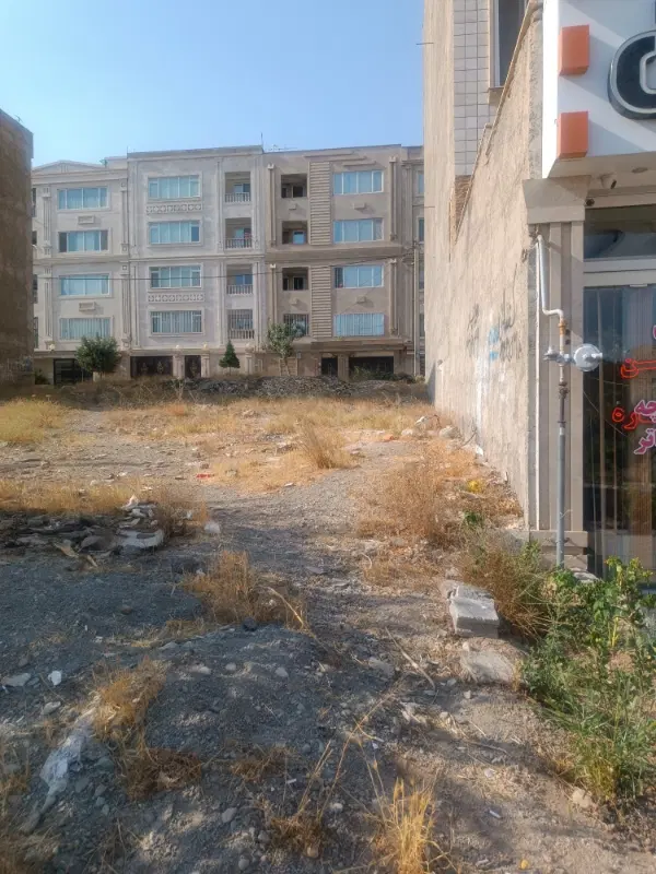 زمین نیایش ها باغستان غربی