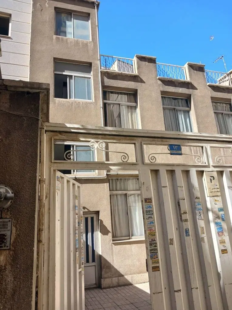 فروش ‌کلنگی قابل سکونت