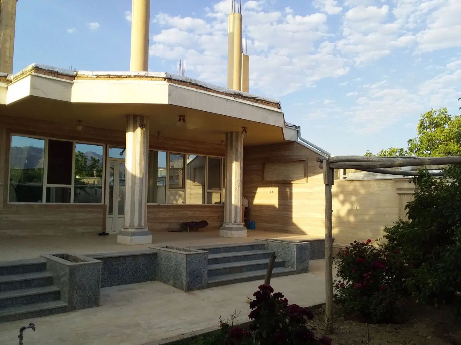 فروش ملک شخصی‌ساز و کم‌نظیر(۵۰۰ متر زمین)
