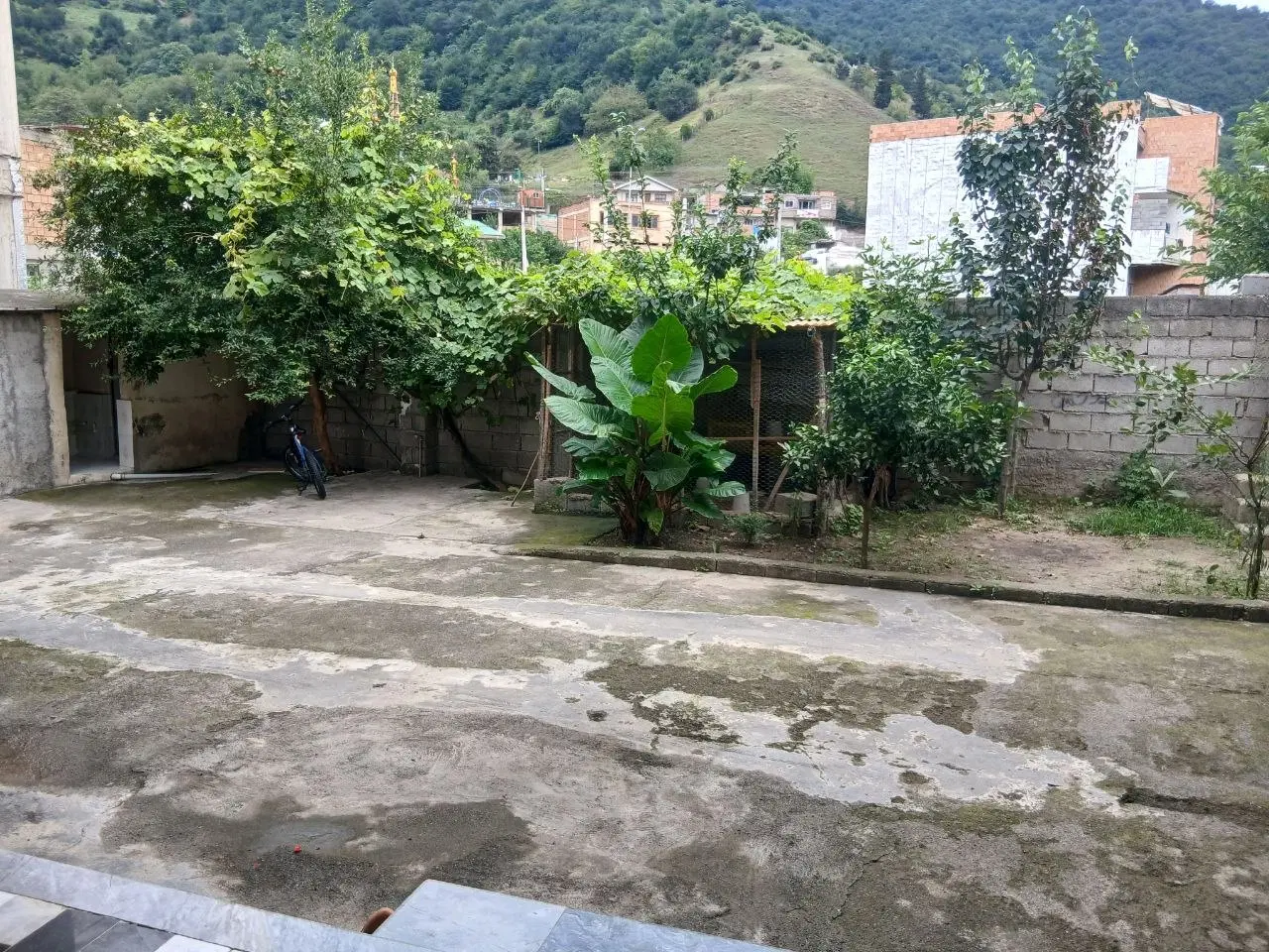 خانه دو طبقه