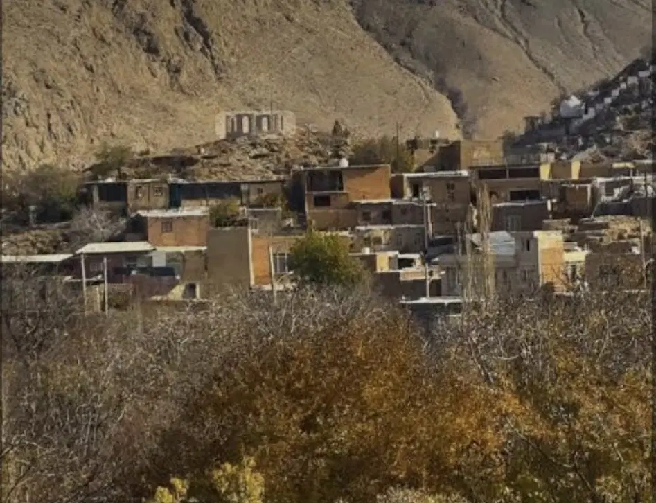 زمین فروشی برزک