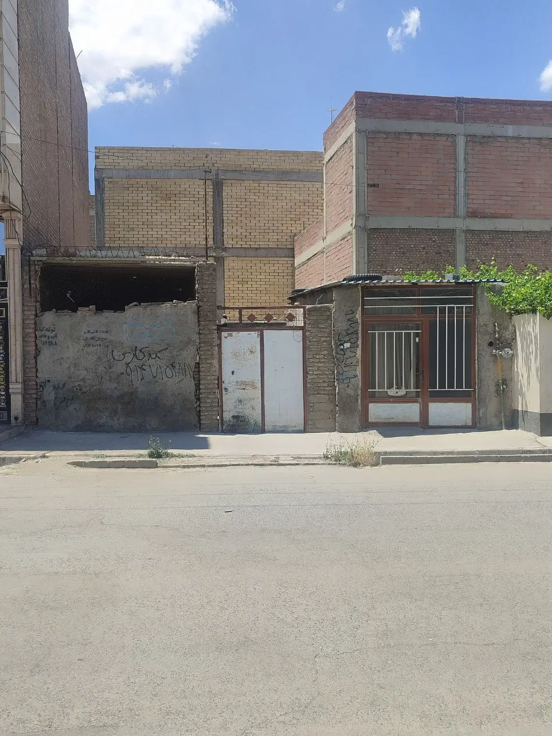 فروش خانه کهنه ساخت