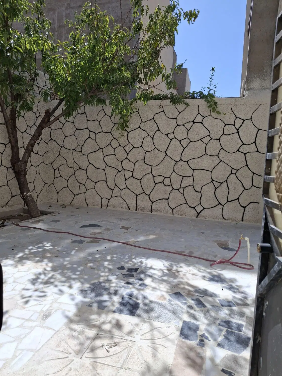 اجاره ای خانه حیاط