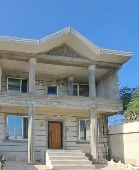 خانه ویلایی   آزاد شرقی   ۲۳۰ متر بنا