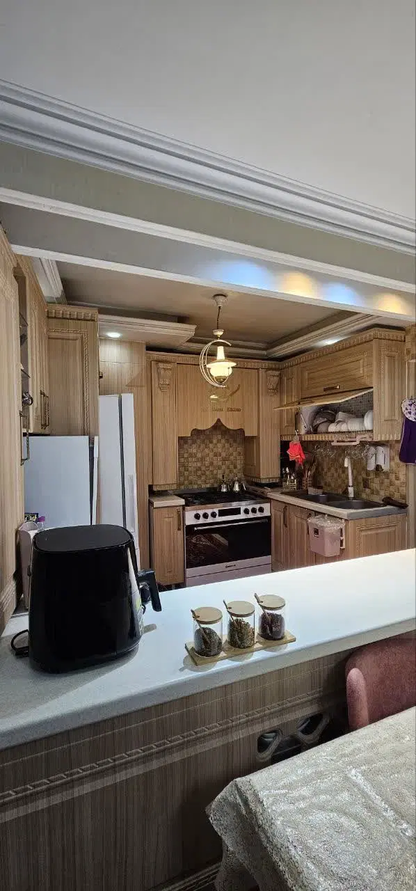 88 متر* با پارکیـنگ آسانـسـور * آذربایجان اردیبهشت