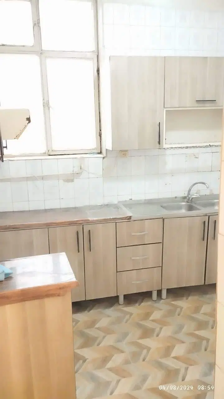 خانه ویلائی در خیابان کاوه حصارک بالا