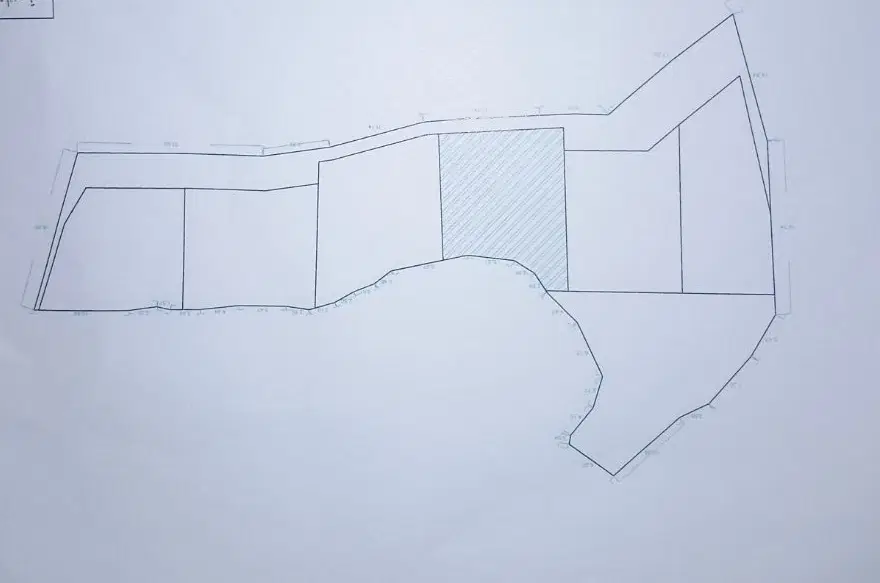 زمین ۲۱۰متر دره شیر