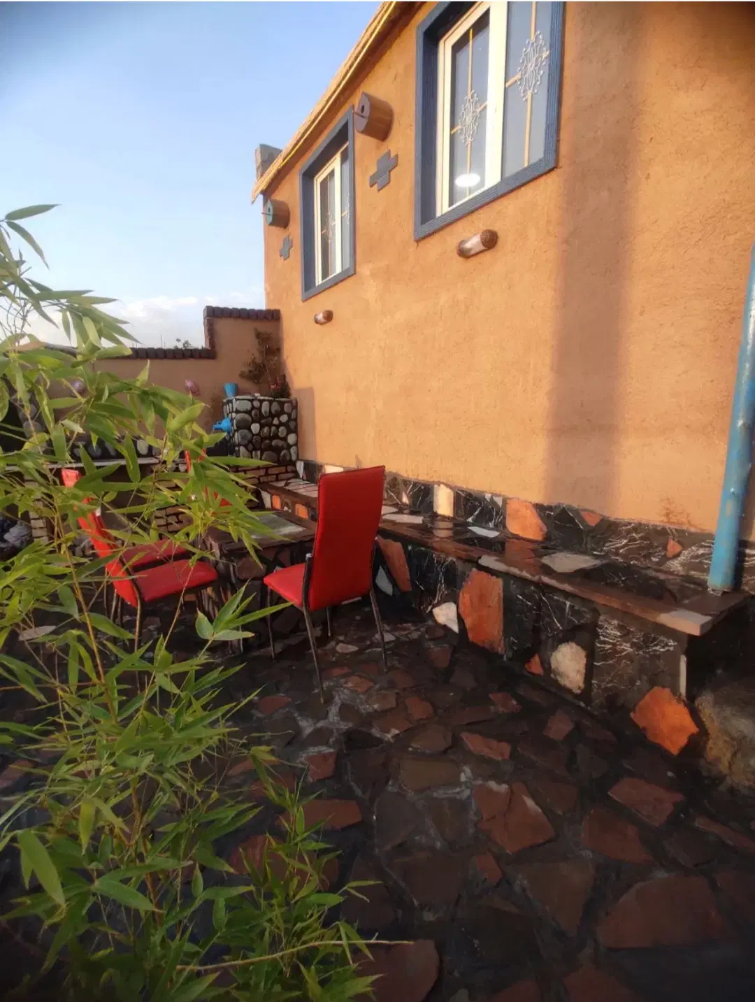 کلبه سنتی درمحدوه کردان
