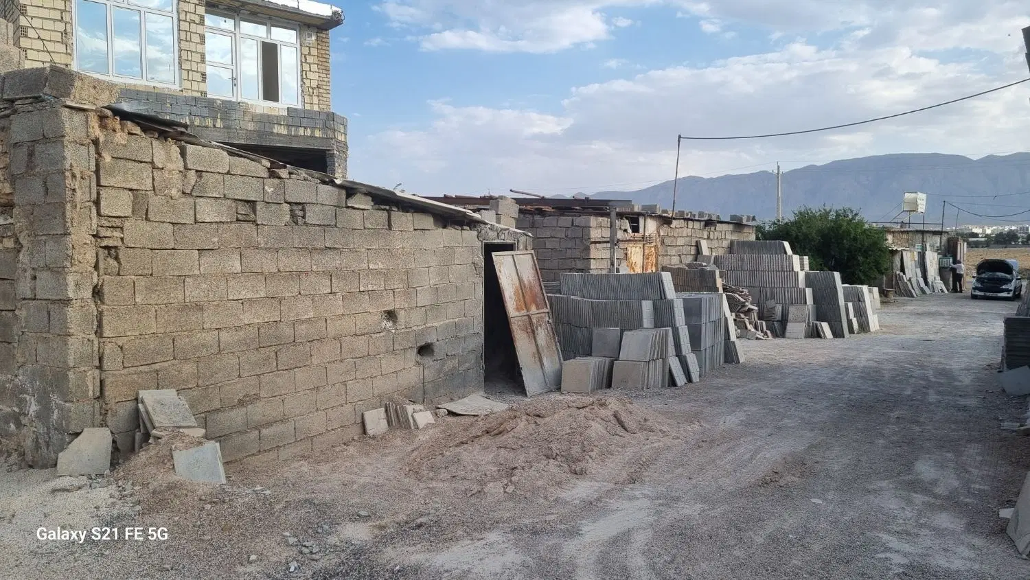زمین کارگاهی با امکان ساخت