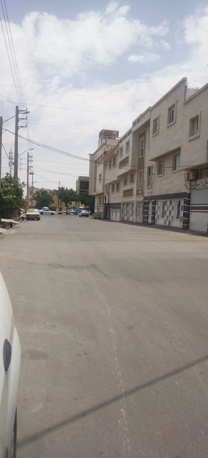 فروش منزل 3 طبقه ویلایی