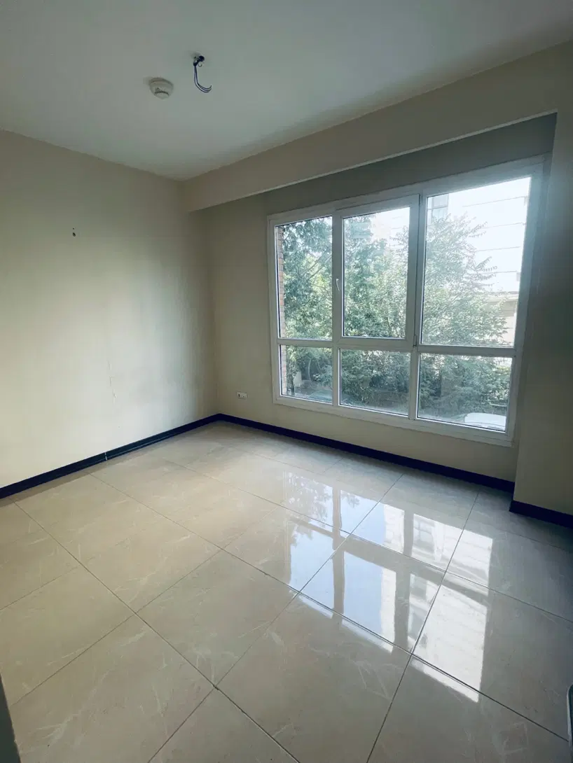 آپارتمان سعادت آباد