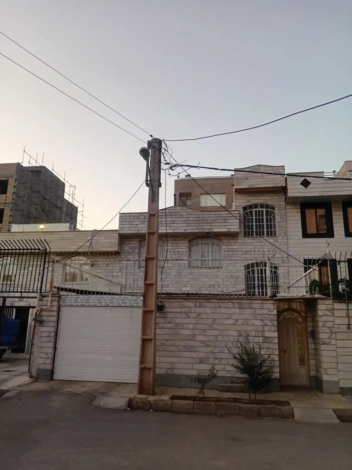 خونه ویلایی دو طبقه مینودر فاز ۱ لوازم خانگی پارس