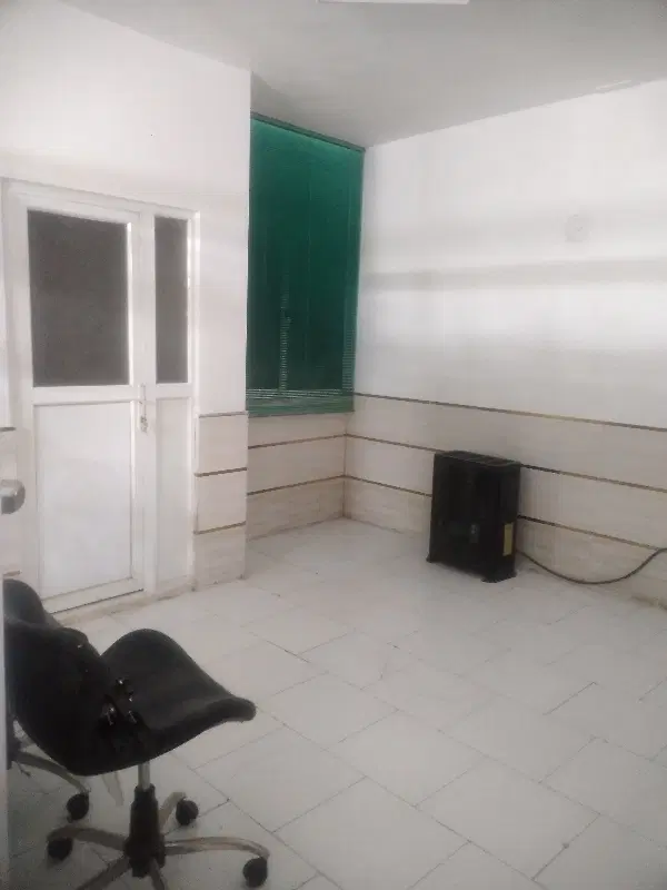 اجاره اتاق و نیاز به میکاپکار با سابقه