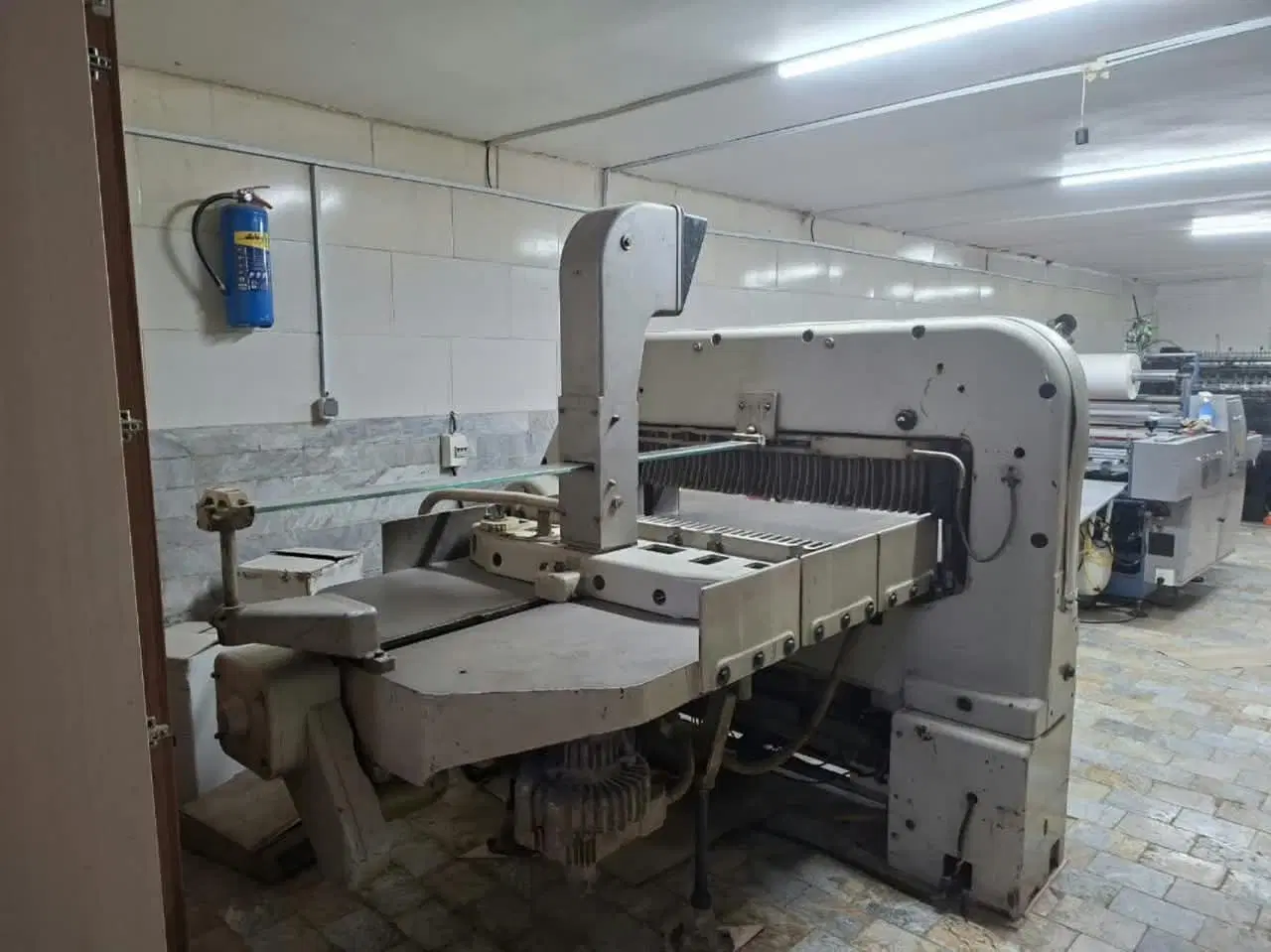اجاره انبار ۱۶۰ متری منطقه ۱۲ بهارستان