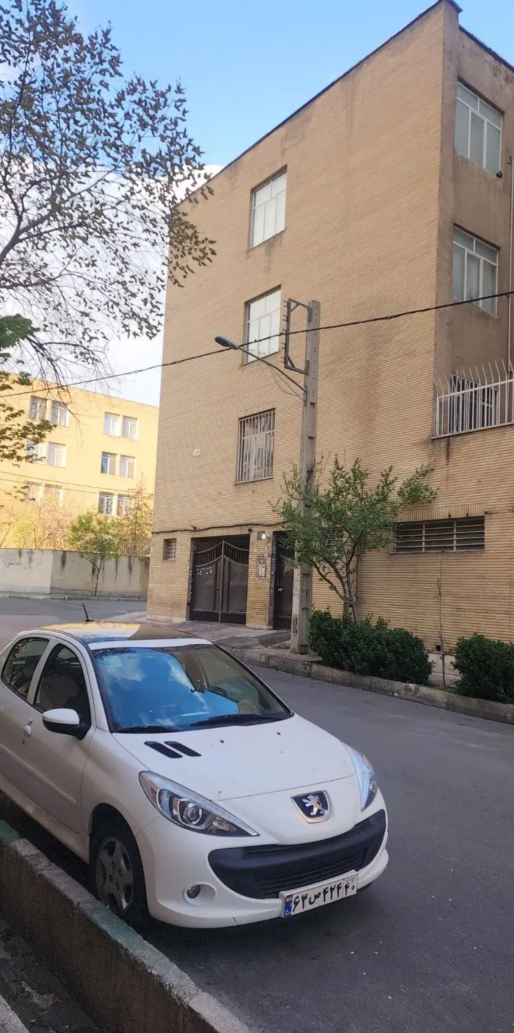 کلنگی ۱۲۰۰ متر فردوس غرب.سازمان جنوب