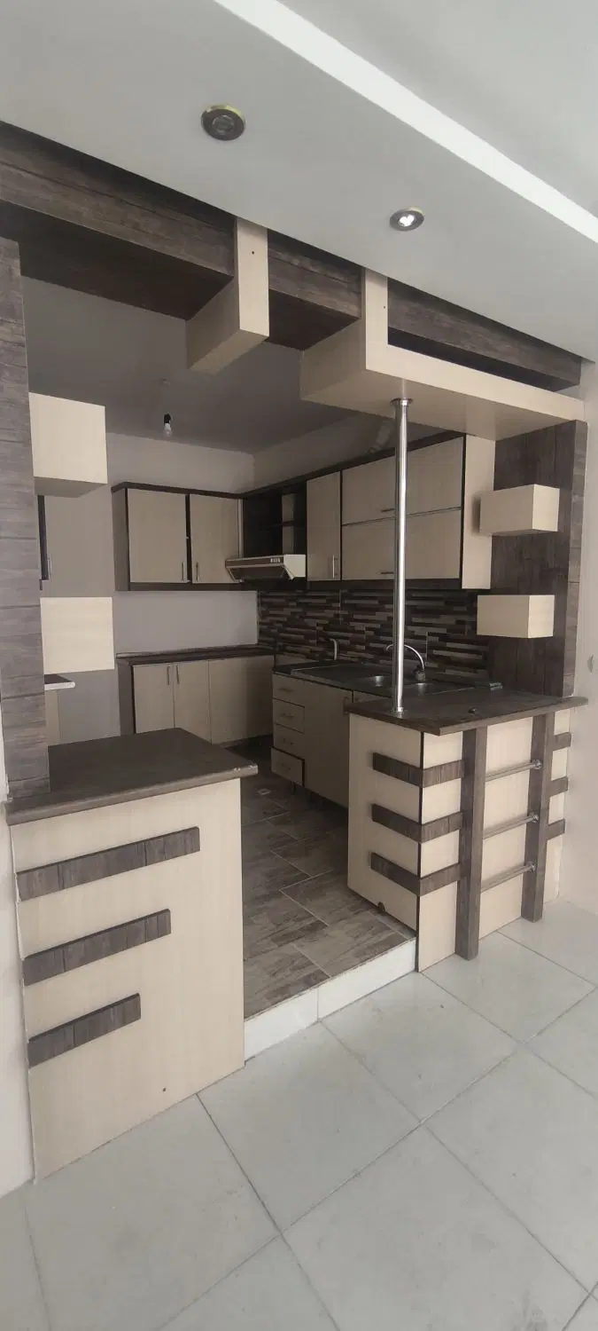 آپارتمان 70متری خوش نقشه ومدرن کف سرامیک کابینتMDF