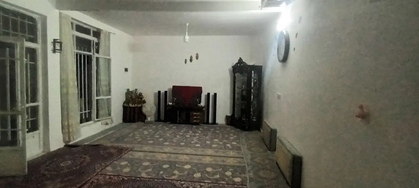 خانه فروشی  ۱۰۰ متری سند دار