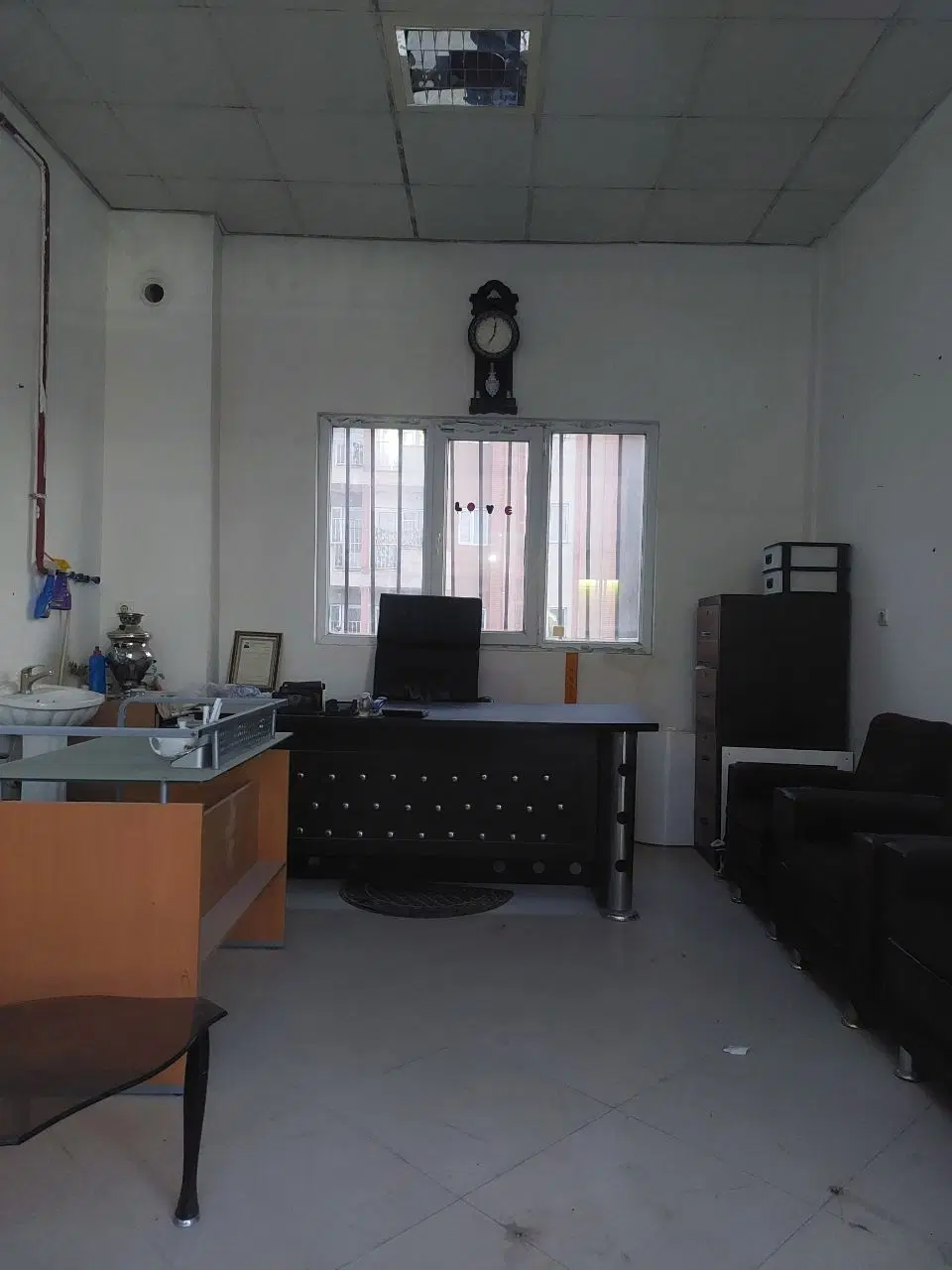 مغازه یا دفتر کار ۲۰ متری