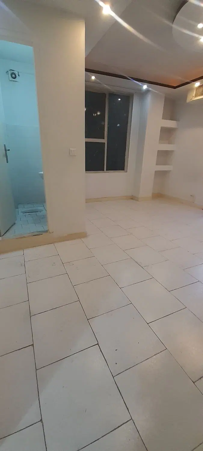 ۴۸متری طبقه اول