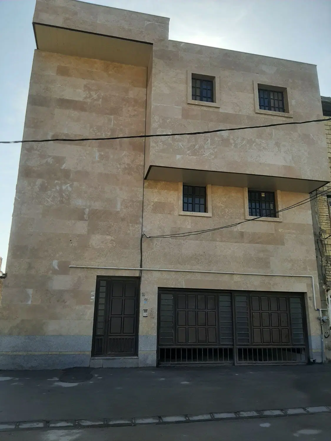 منزل دوطبق شهرک صادقیه مهرگان