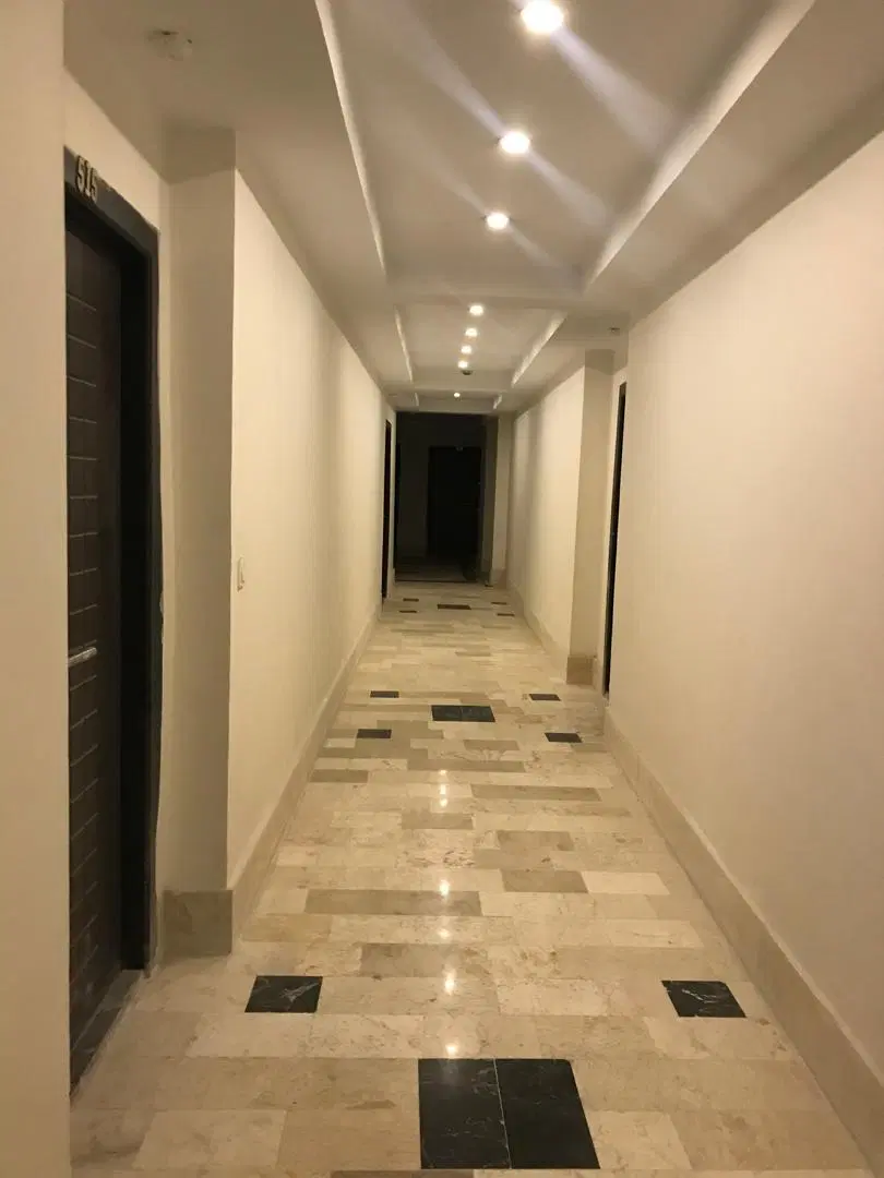 ۶۵ متر فروشی  سال ساخت ۱۳۹۲