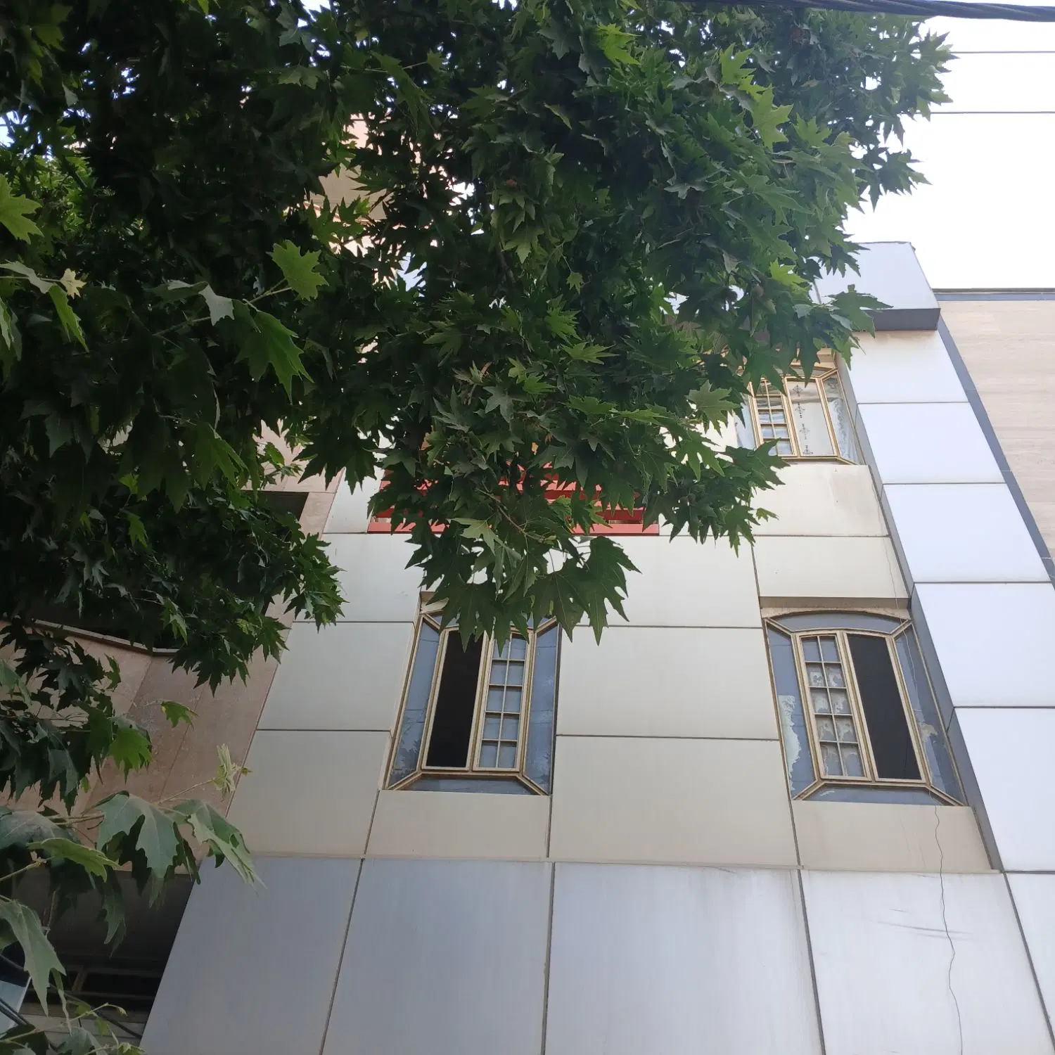 واحدروبروکلانتری ۱۱ خیابان امام خمینی