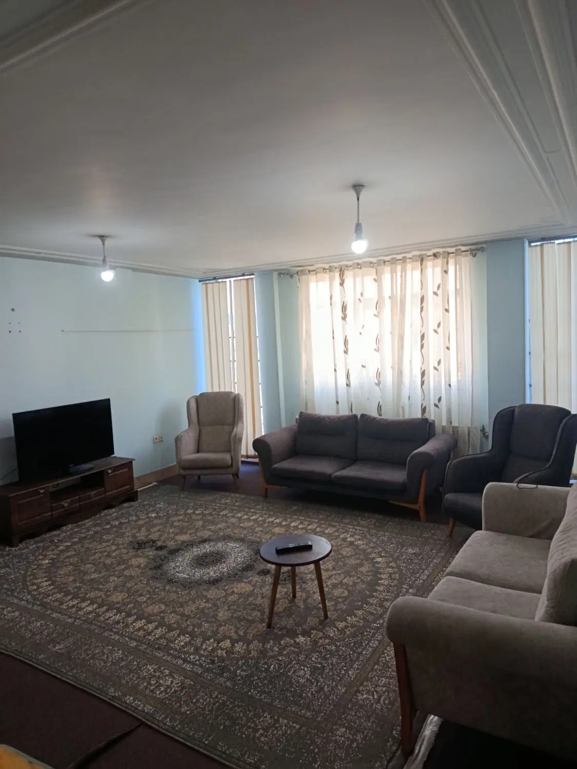 آپارتمان مبله پارک آزادی تمیز