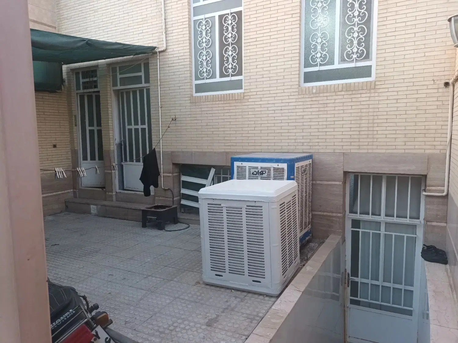 خانه دوطبق خیابان خیام