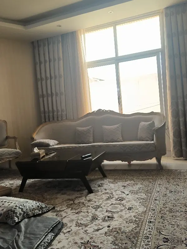خانه ی سه طبقه