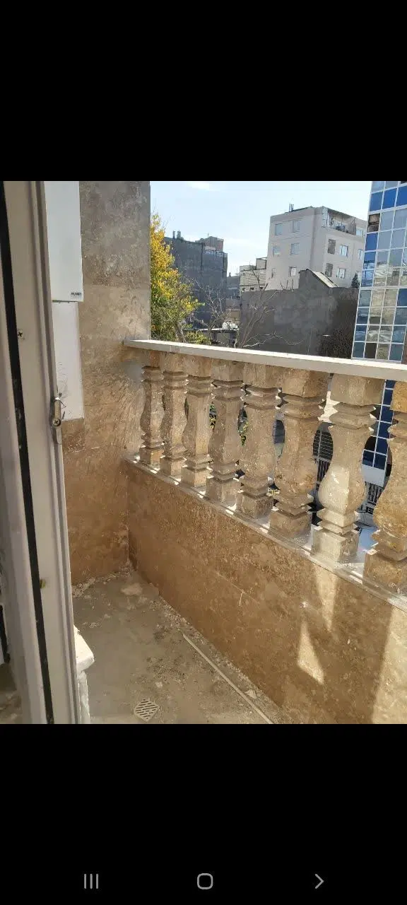 آپارتمان صد متری