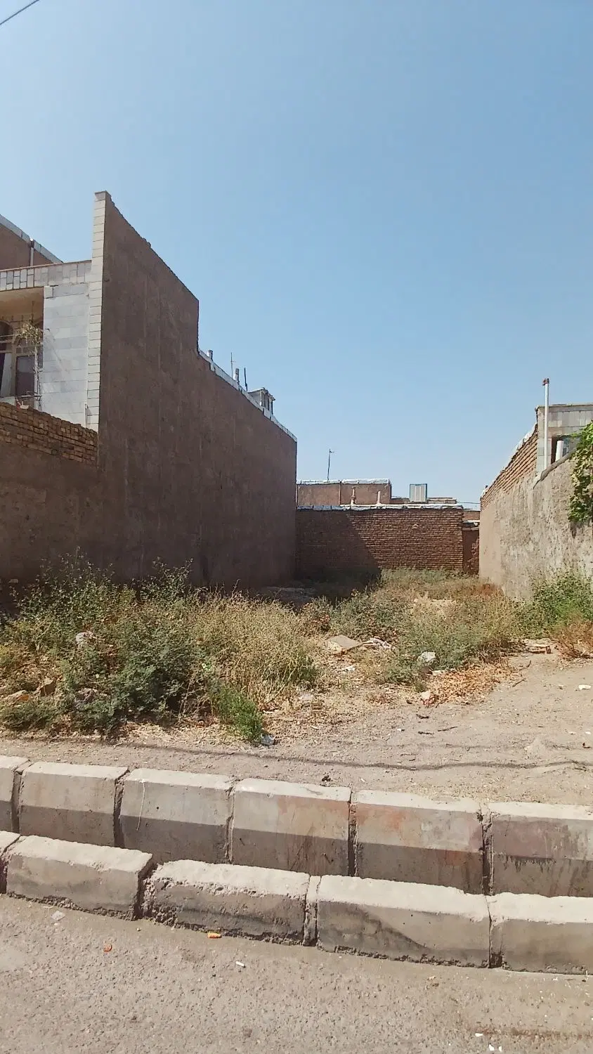 زمین تجاری مسکونی با انشعابات کامل آماده ساخت