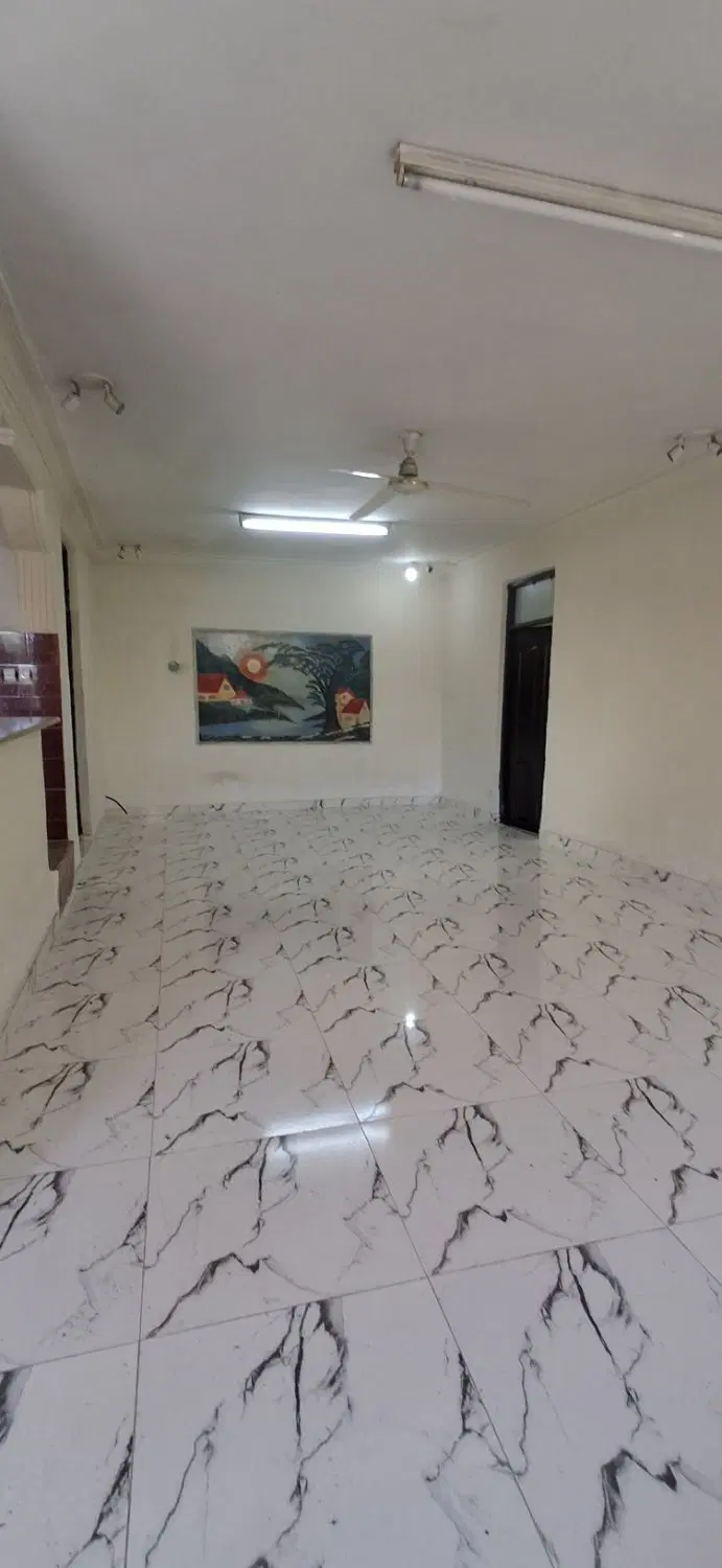 فروش ویلاکلنگی قابل سکونت 150متربامتراژ300مترسنگر