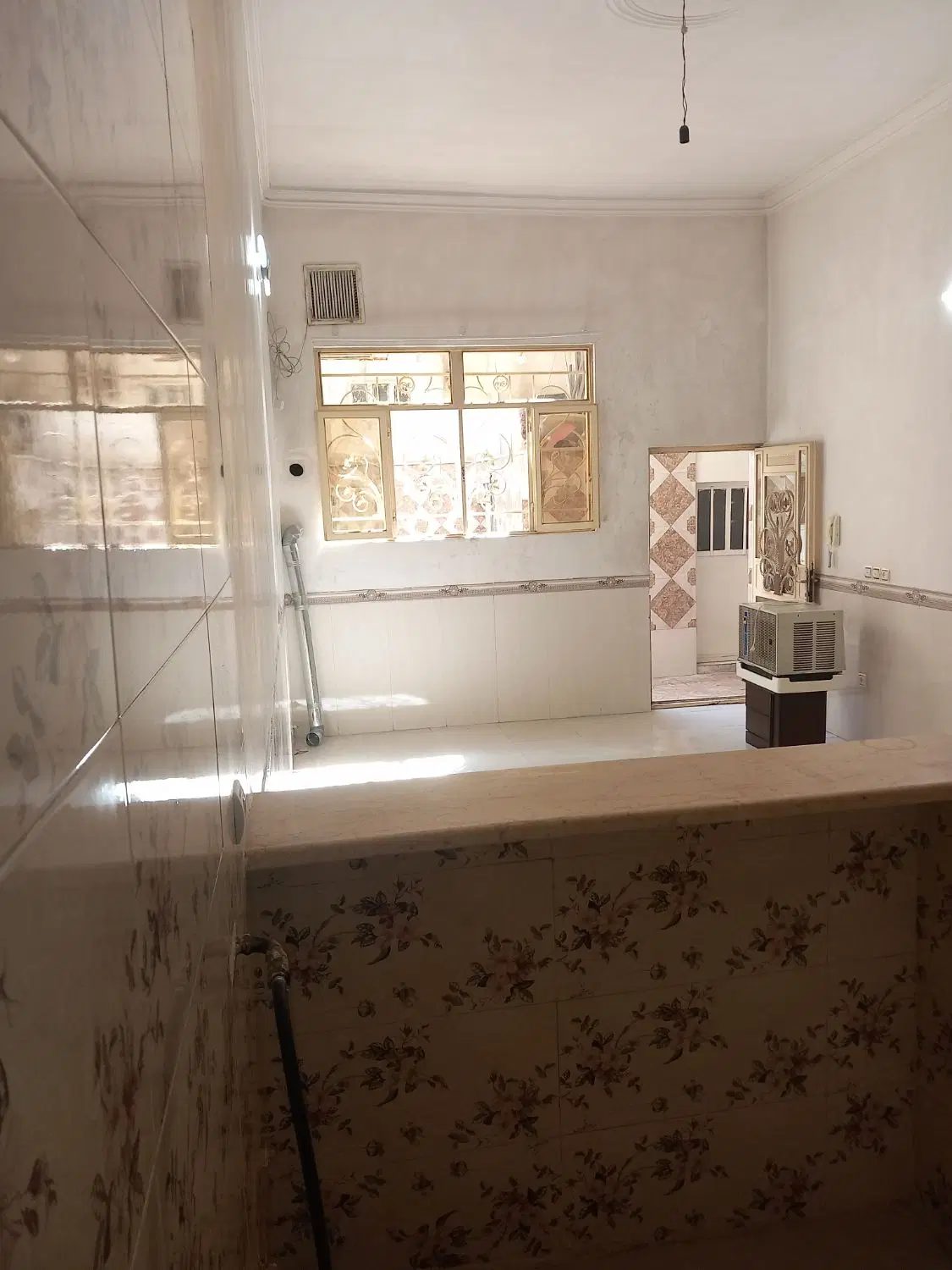 آپارتمان ۳۲ متری نزدیک مترو عبدل آباد