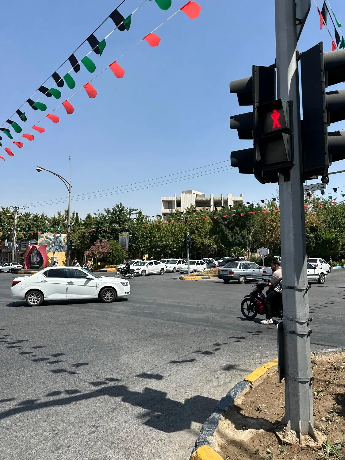 زمین ۱۲۰۰ متری گل مینا با سند