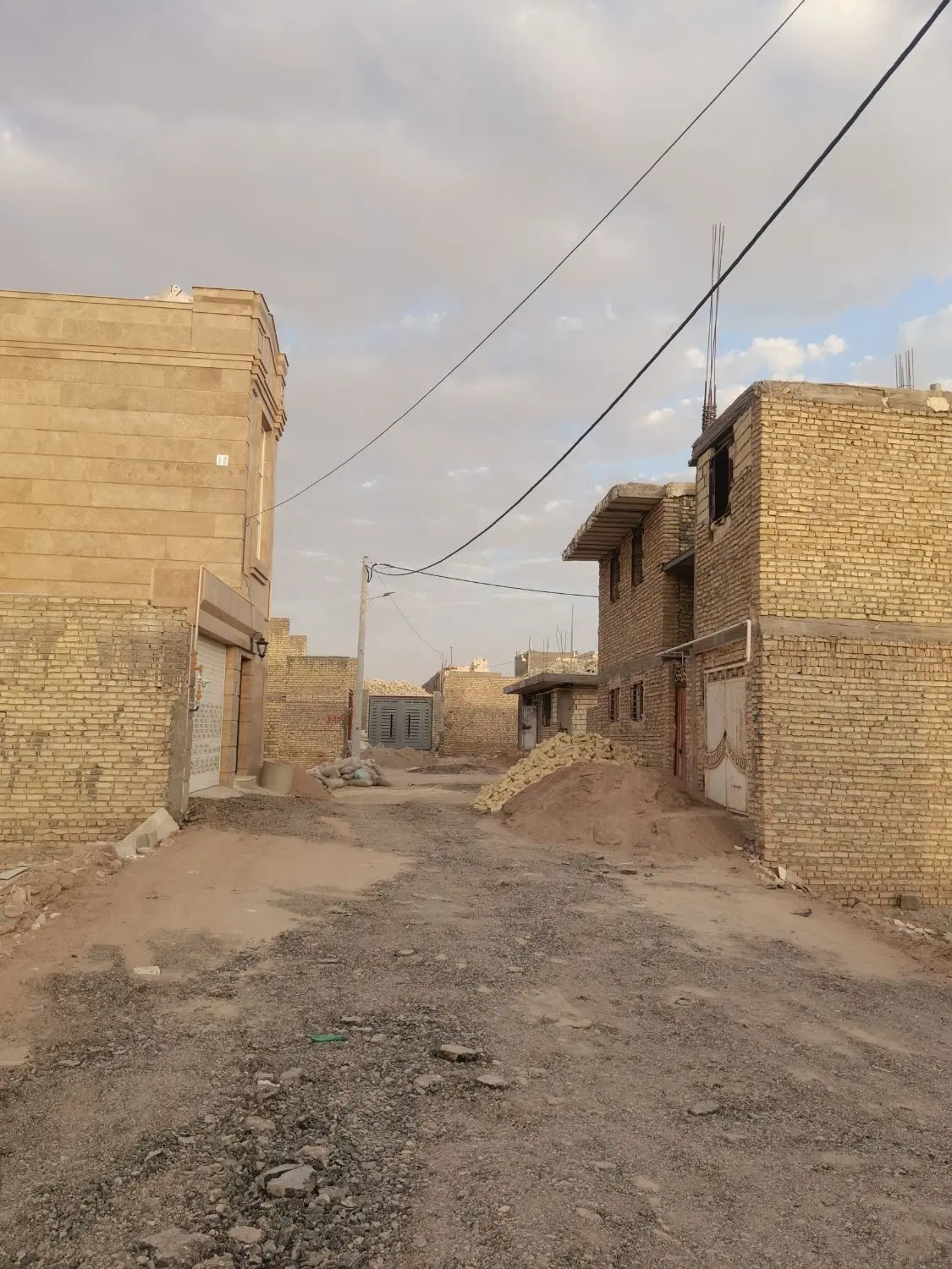 زمین ۳۲۵متر بلوار استقلال