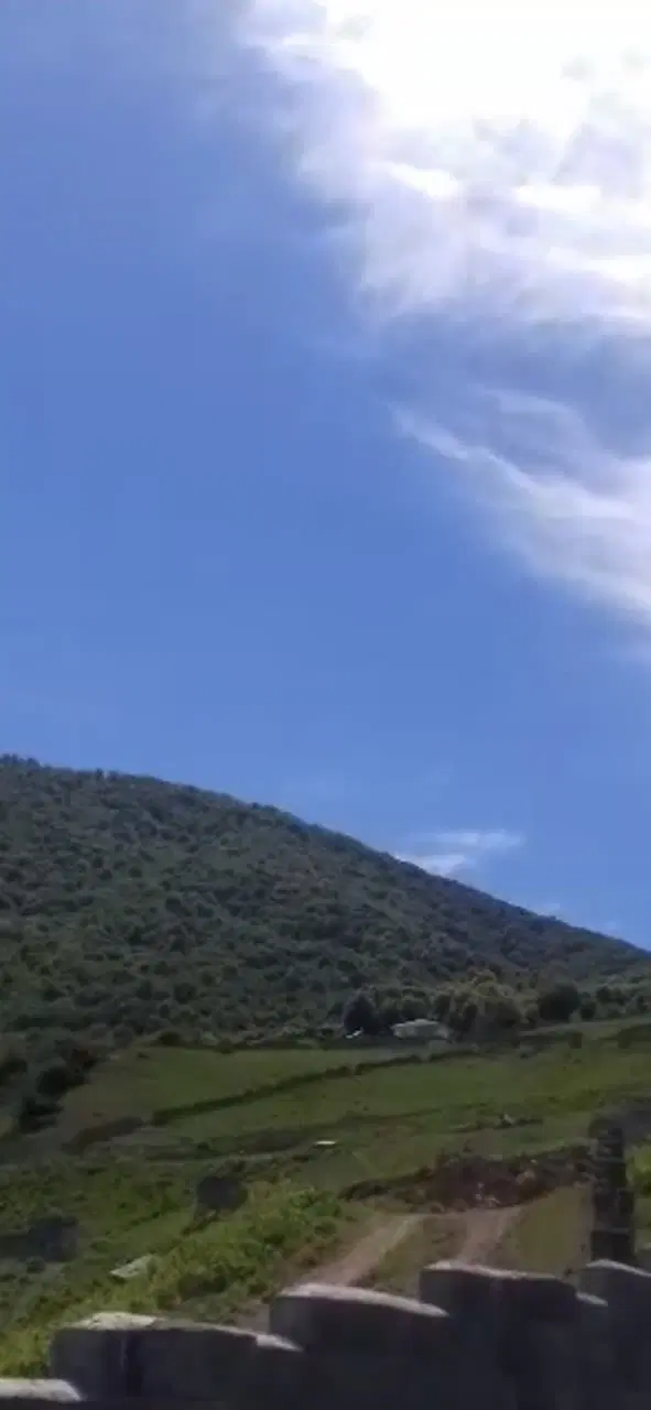 ۱۰۰۰ متر زمین