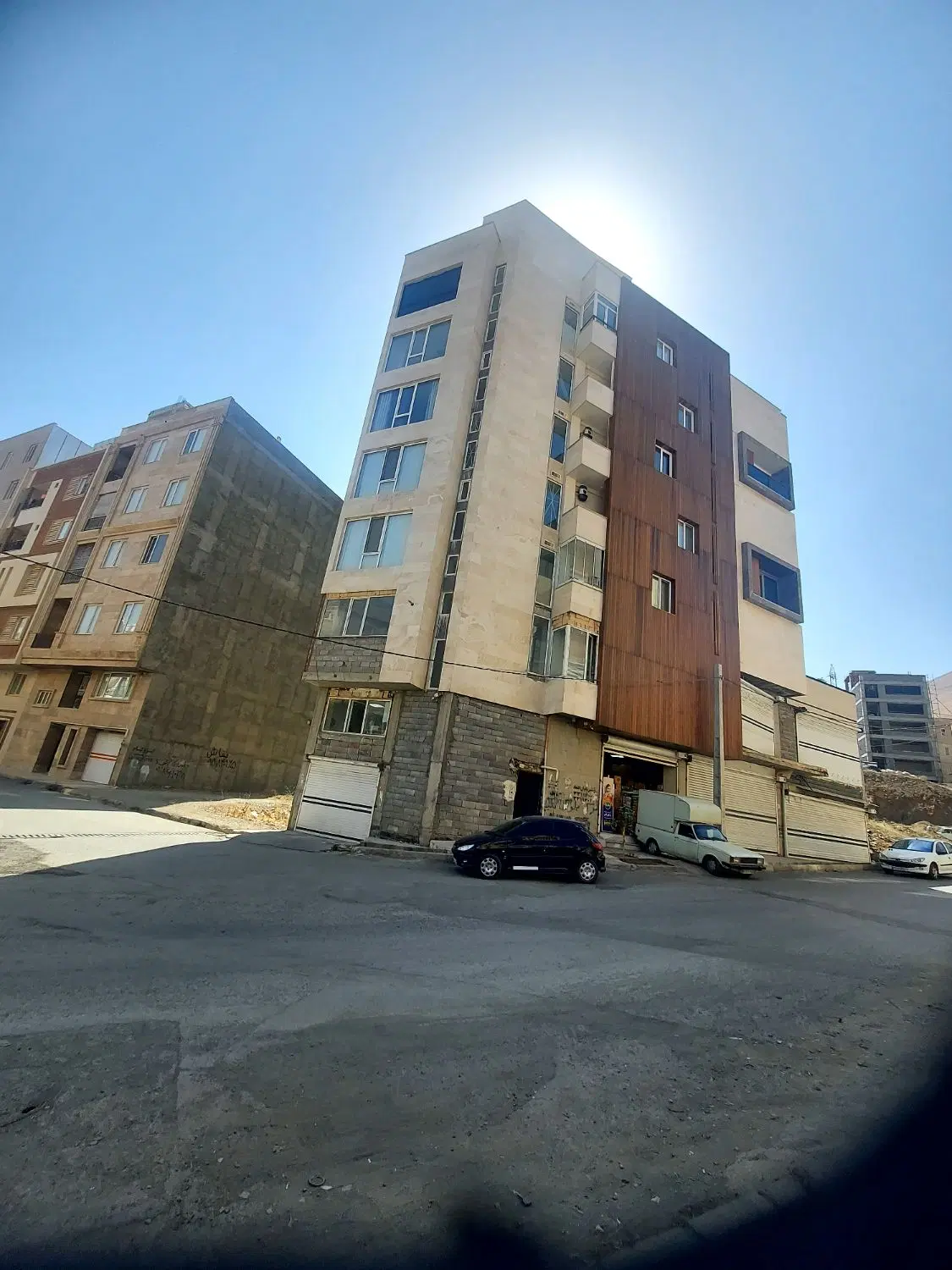 فروش آپارتمان ۱۸۴ متری ۳خوابه